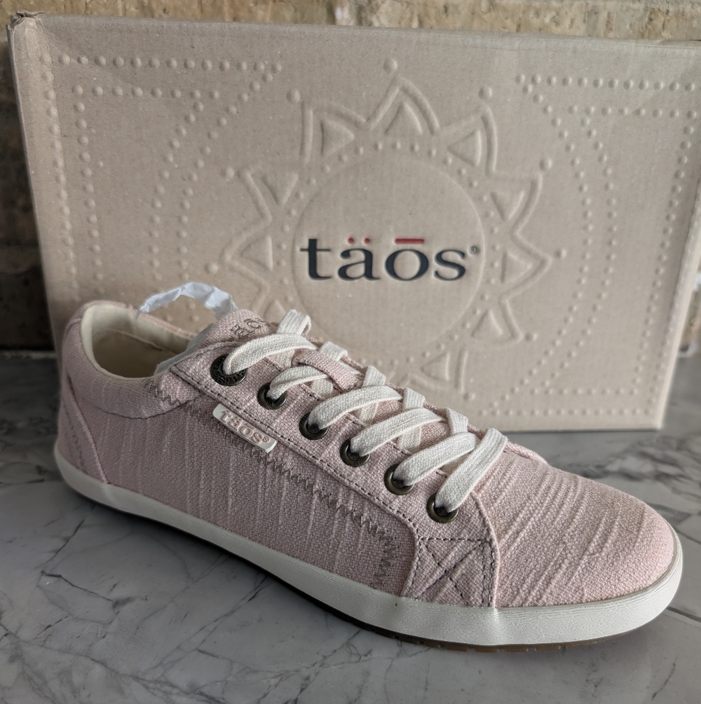 Women's Canvas Sneakers